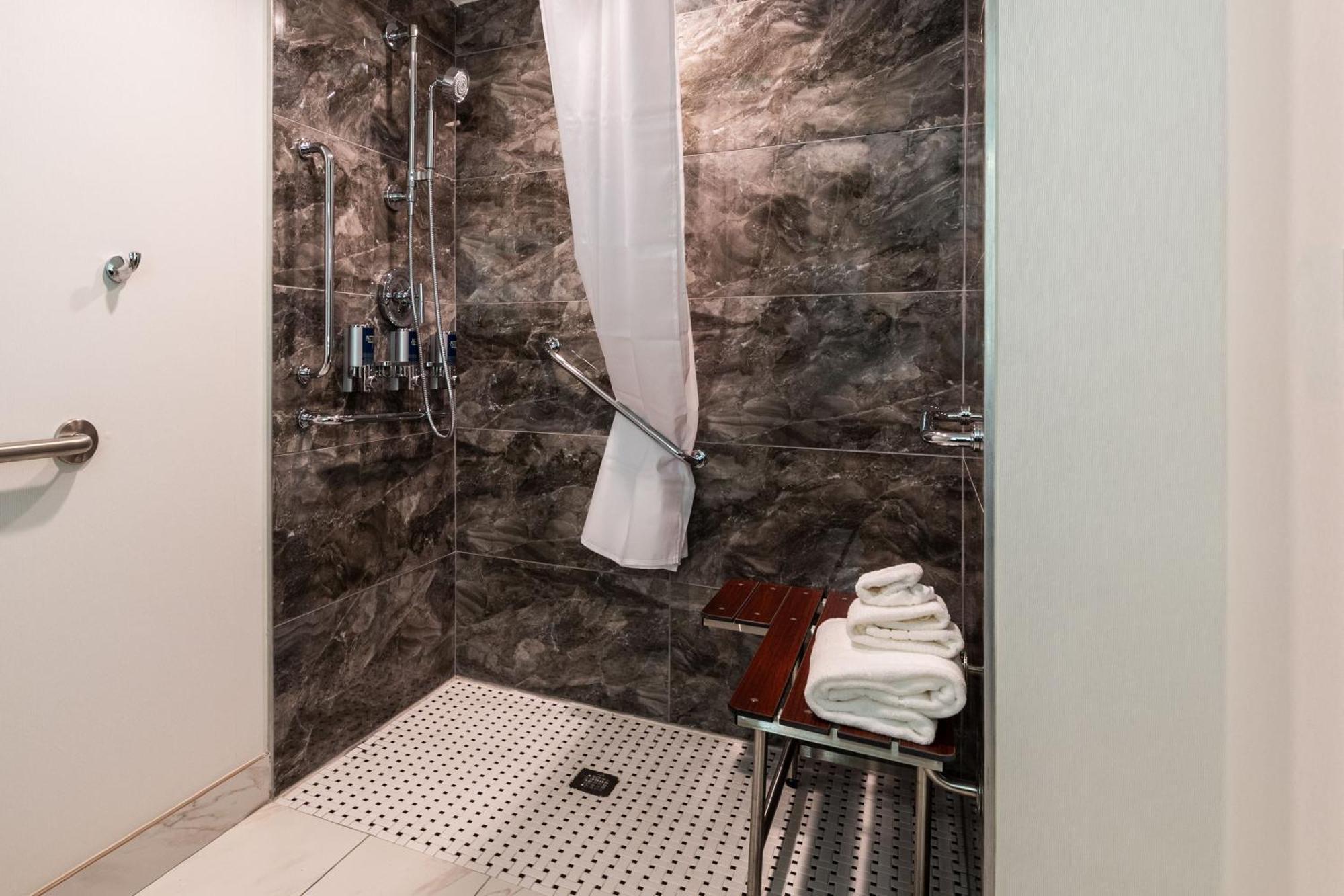 Four Points By Sheraton Atlanta Airport West College Park Екстериор снимка